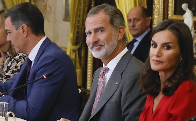 El Rey celebra la «buena salud» del español