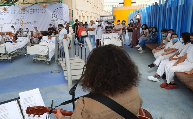 Música en directo para sobrellevar el ingreso hospitalario