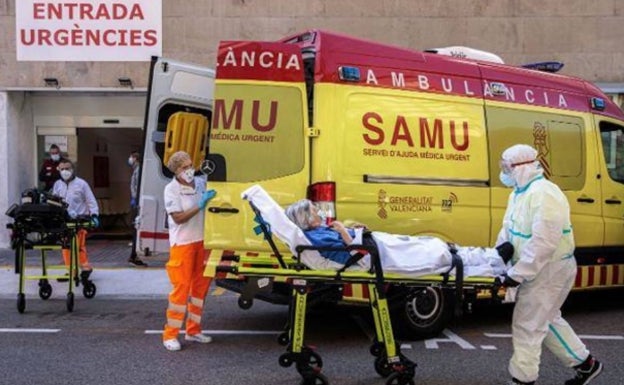 Un tercio de las ambulancias del SAMU prestan servicio sin médico en Alicante