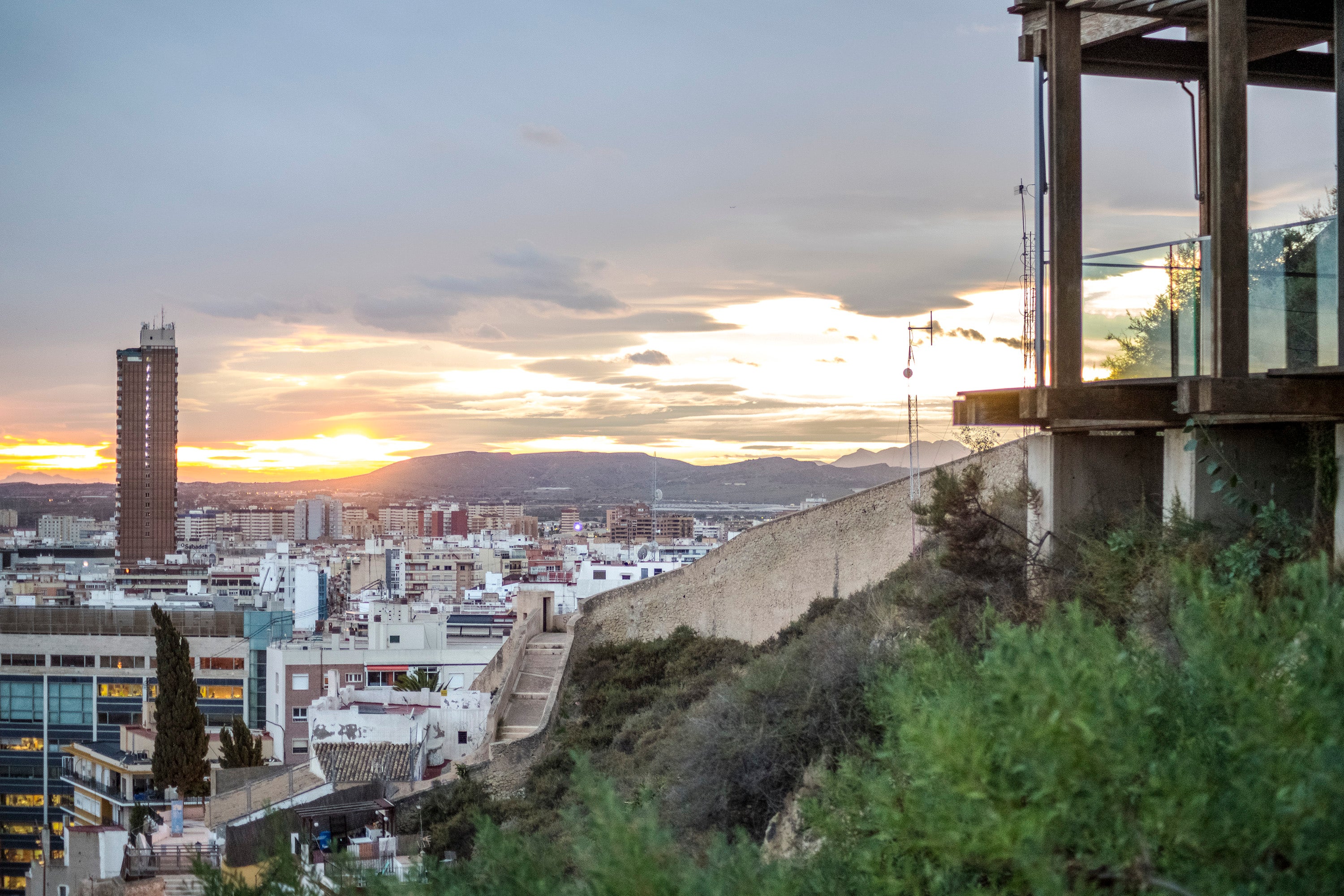 El Parque de la Ereta: entre el castillo y el mar