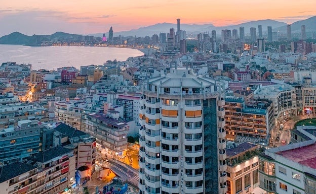 La Costa Blanca, un paraíso de apartamentos turísticos para los extranjeros