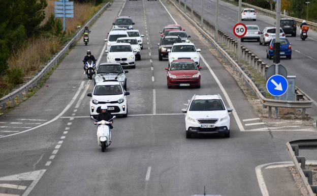 Fallece el motorista de 25 años que sufrió un accidente contra un coche en Elche