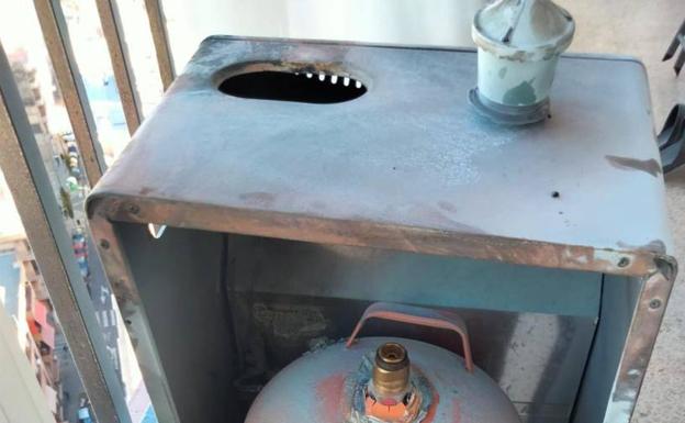 La Policía Local de Alicante evita un peligroso incendio en 'La Colmena'