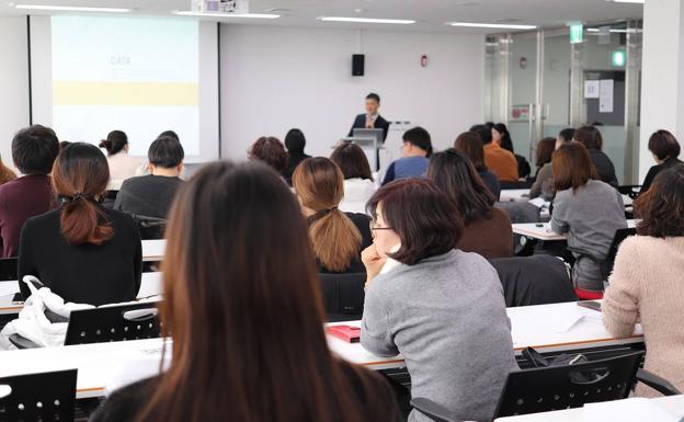 La Concapa organiza una charla «polémica e instructiva» sobre la nueva ley educativa en Alicante