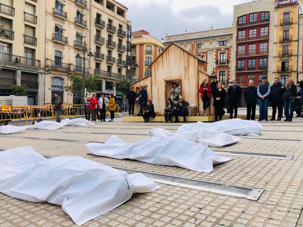 Así ha sido la denuncia de los feminicidios en Alcoi