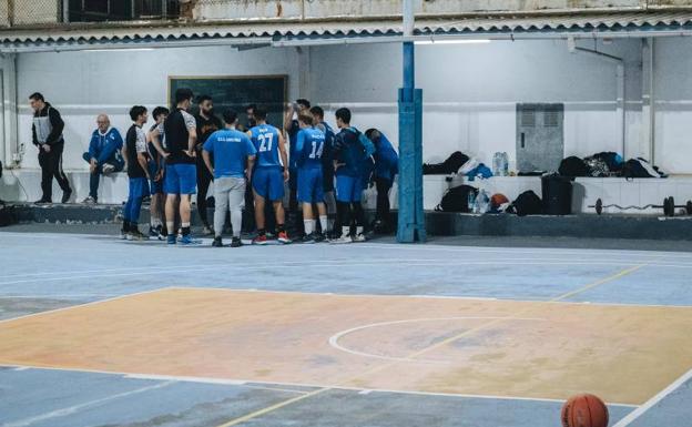 El orgullo 'Carolo': un club alicantino que es una familia