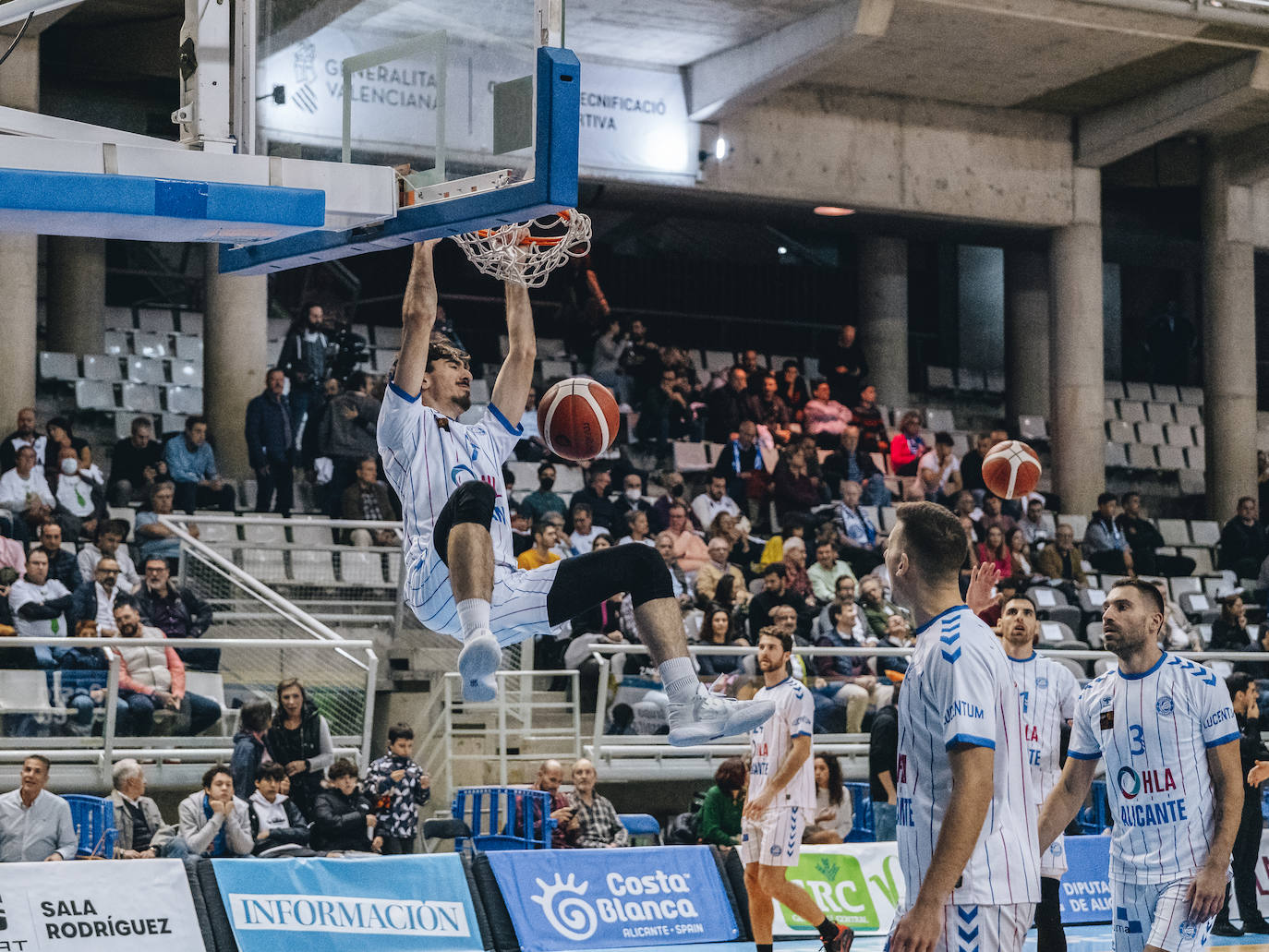Remontada del HLA Alicante ante el histórico Estudiantes