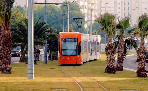 Una avería en la catenaria retrasa el servicio del Tram esta mañana