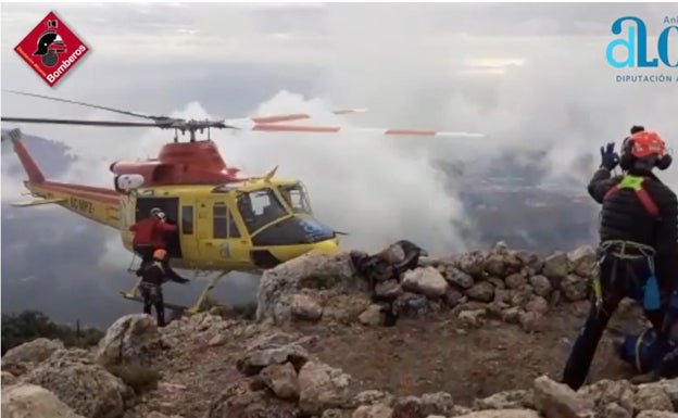 Rescatan a un hombre de 60 años en el Puig Campana tras fracturarse un pie