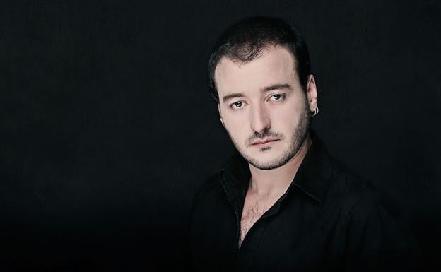 El Premio Nacional de Dramaturgia 2022, Josep Maria Miró, imparte una conferencia en la Universidad de Alicante