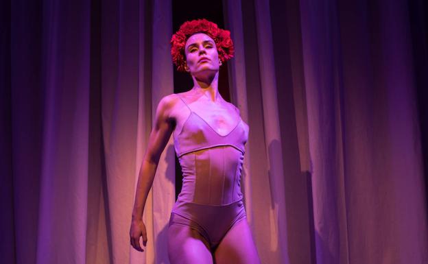 Rigoberta Bandini se retira de los escenarios, pero su música se sube a las tablas del Teatre Arniches de Alicante