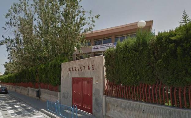 La asociación de padres del colegio Maristas llama a la calma y asegura que su denuncia ya ha servido para recuperar parte del dinero