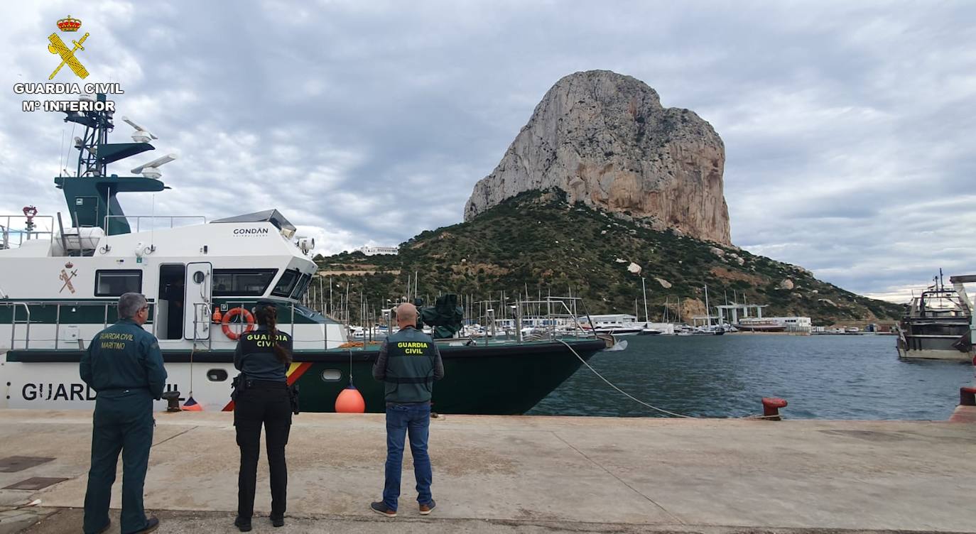 Hallan el cuerpo sin vida del marinero desaparecido en aguas de Calpe