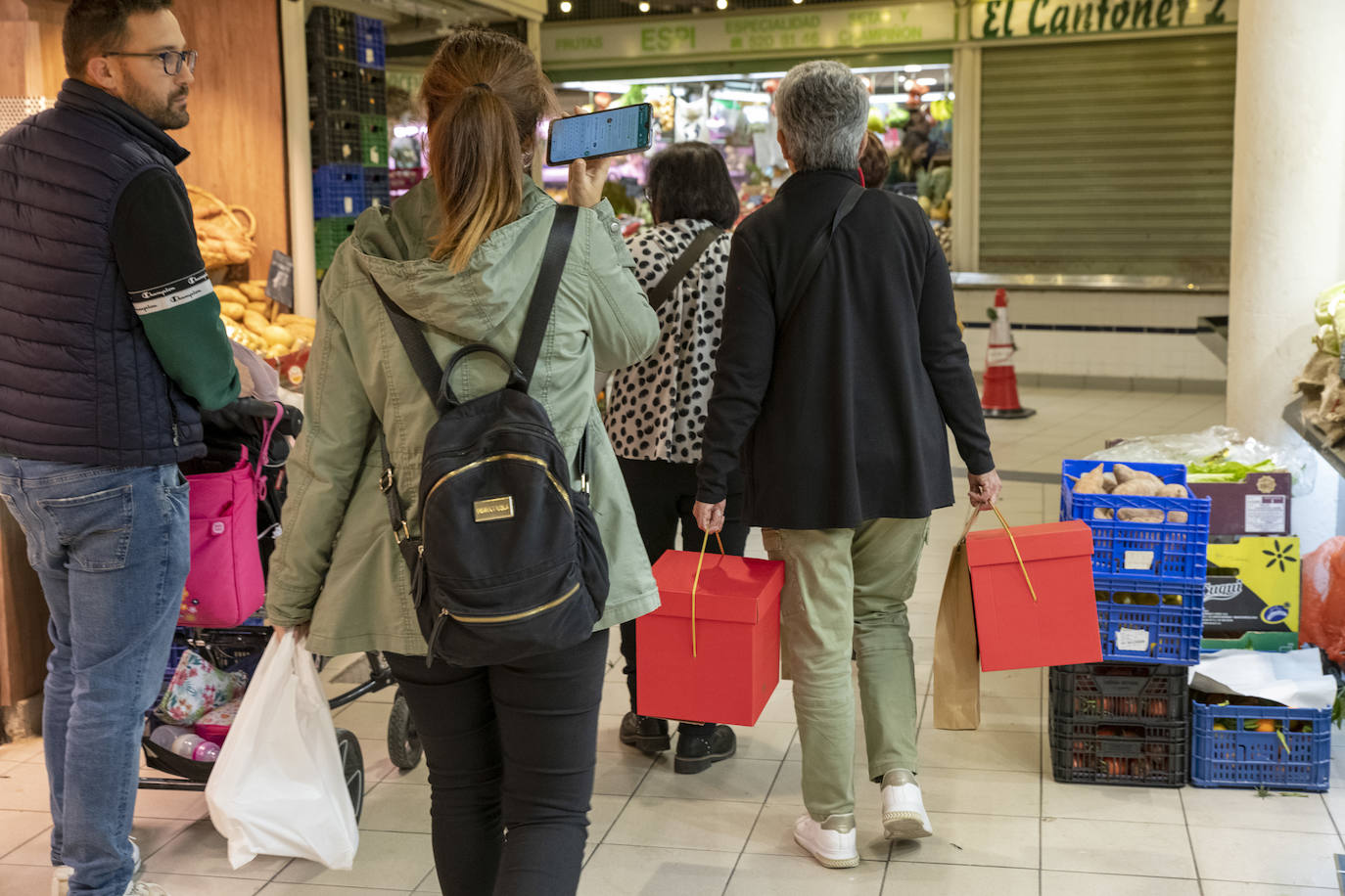 El Mercado Central de Alicante se viste de Navidad