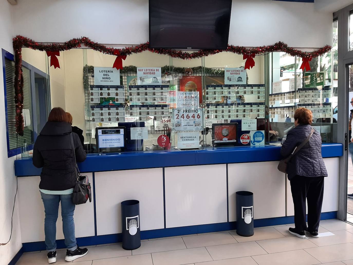 Consejos para compartir un décimo de Lotería de Navidad de forma segura