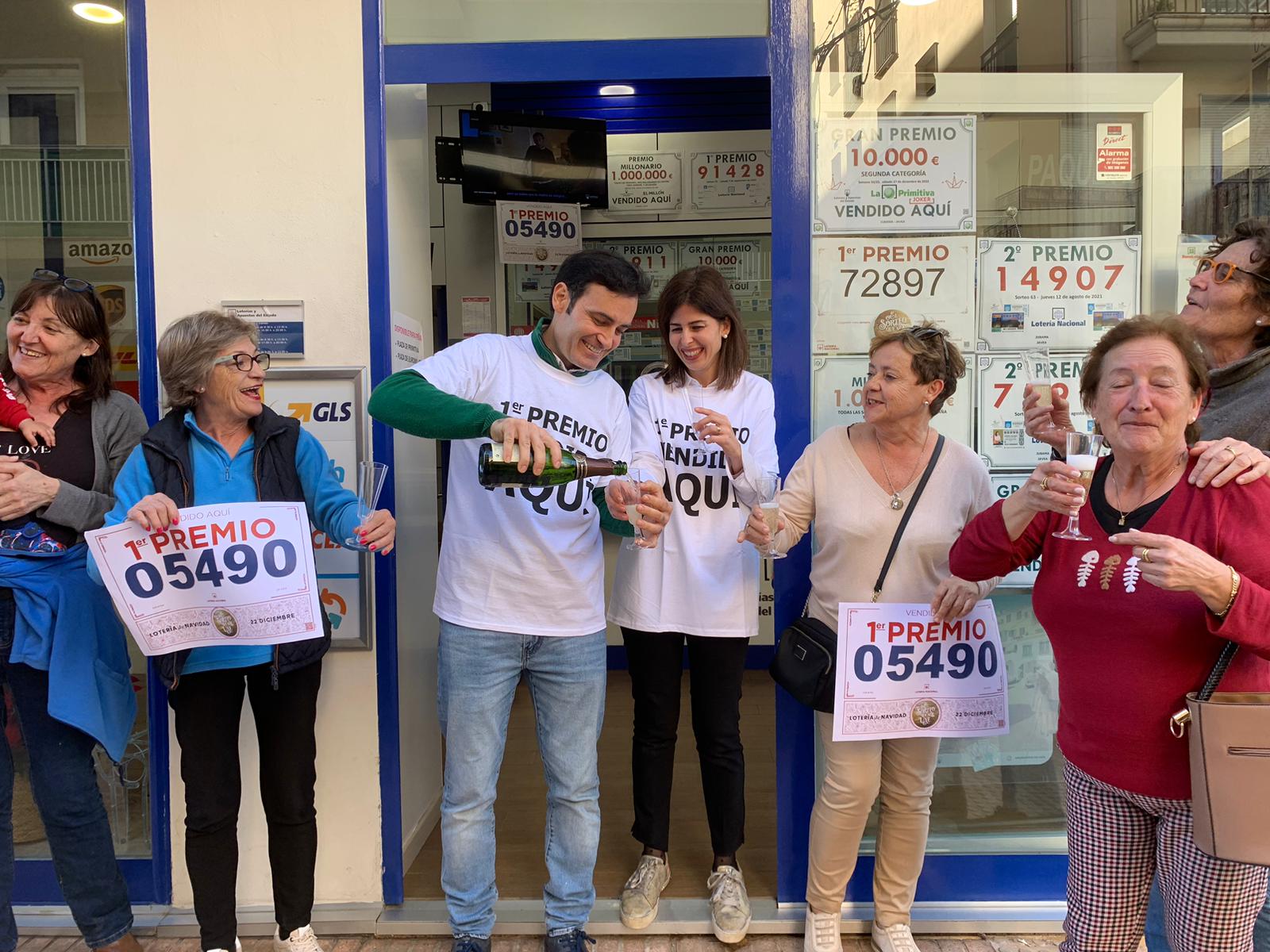 Así ha sido el emocionante sorteo de la Lotería de Navidad que ha repartido más de 32 millones en Alicante