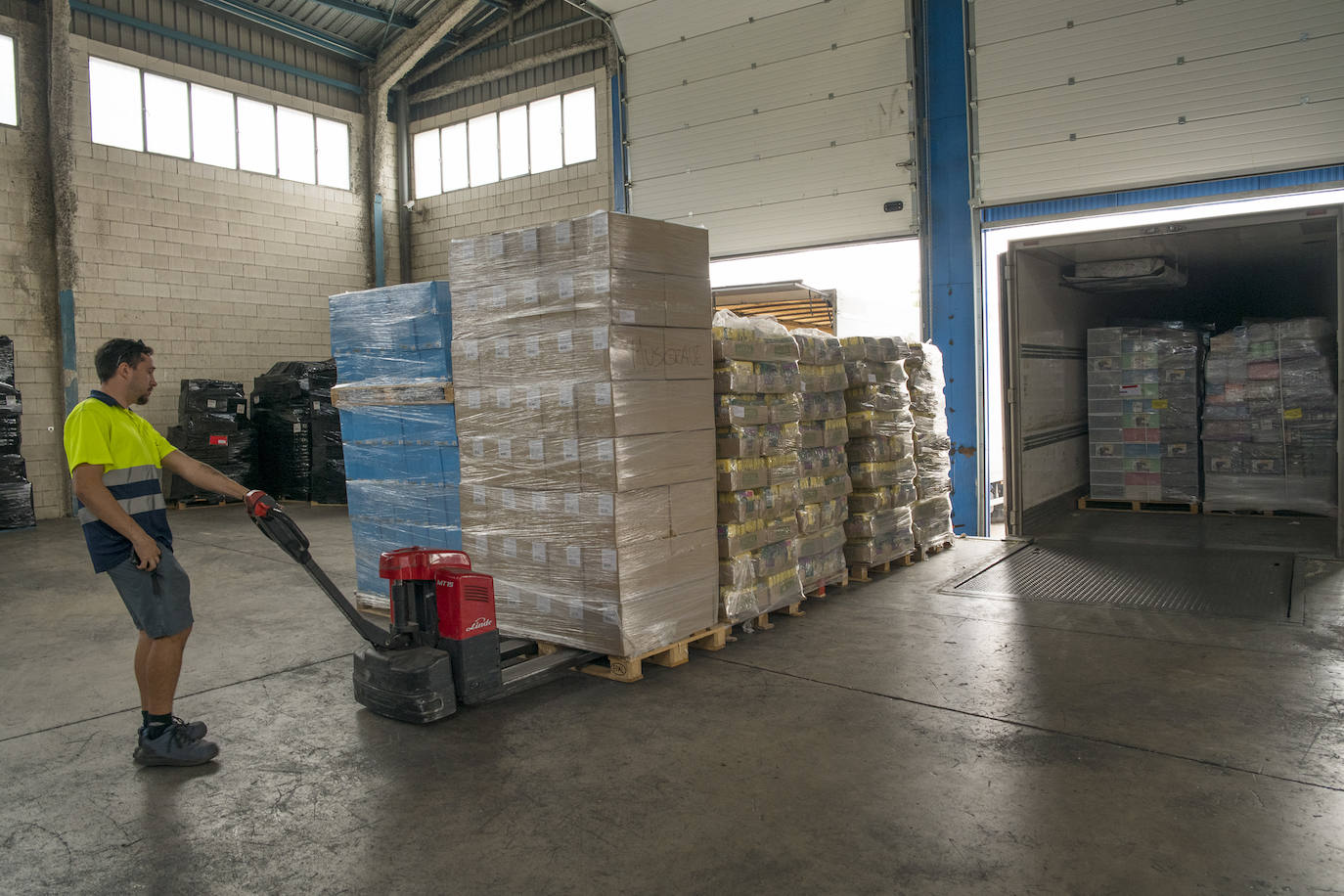 Más de 1.500 alicantinos han encontrado trabajo este año a través de Labora