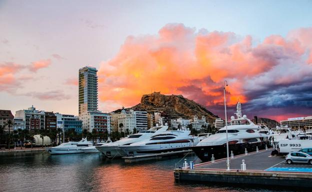 Alicante, el destino preferido de los españoles para viajar en 2023