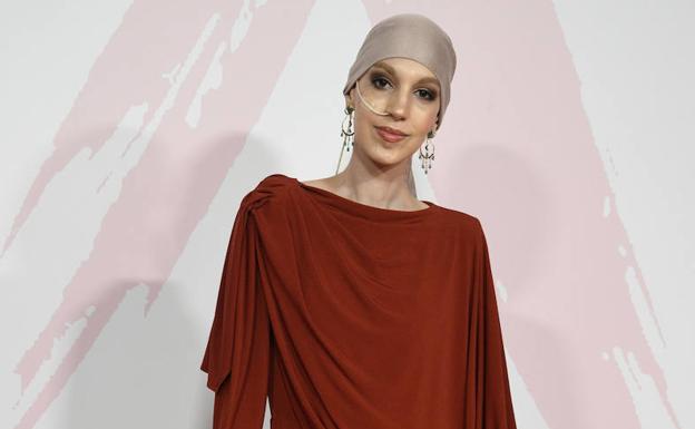 Muere Elena Huelva, la 'influencer' que visibilizó la lucha contra el cáncer en las redes sociales