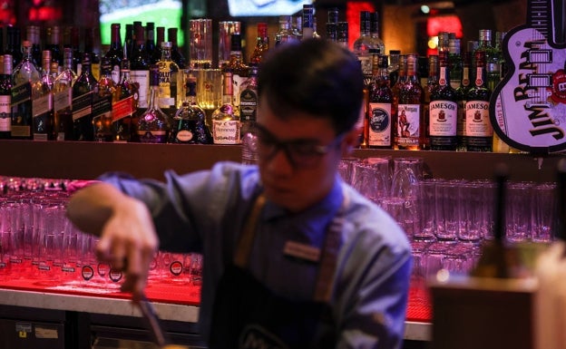 Los alicantinos se emborrachan de media una vez al mes