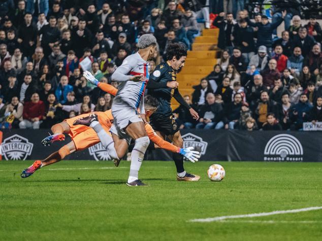 Alicante vibra con fútbol de 'primera'