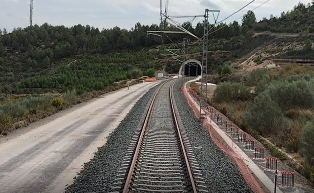 Acción «clave» para el Corredor y el AVE Alicante-Valencia: avanza el cambio de trazado entre Xàtiva y La Encina