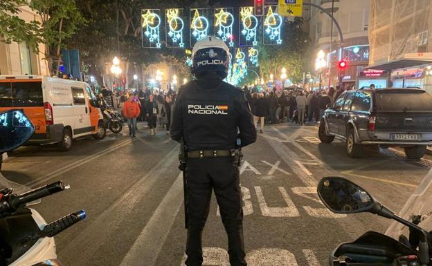 Los camellos dejan rastro en Alicante: 10 detenidos por tráfico de drogas en la noche de Reyes