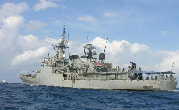 El patrullero 'Infanta Cristina' y la fragata 'Victoria' hacen escala en Alicante