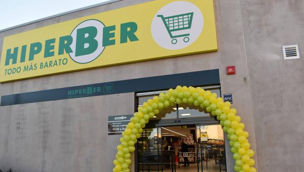 El supermercado Hiperber se muda en Rafal