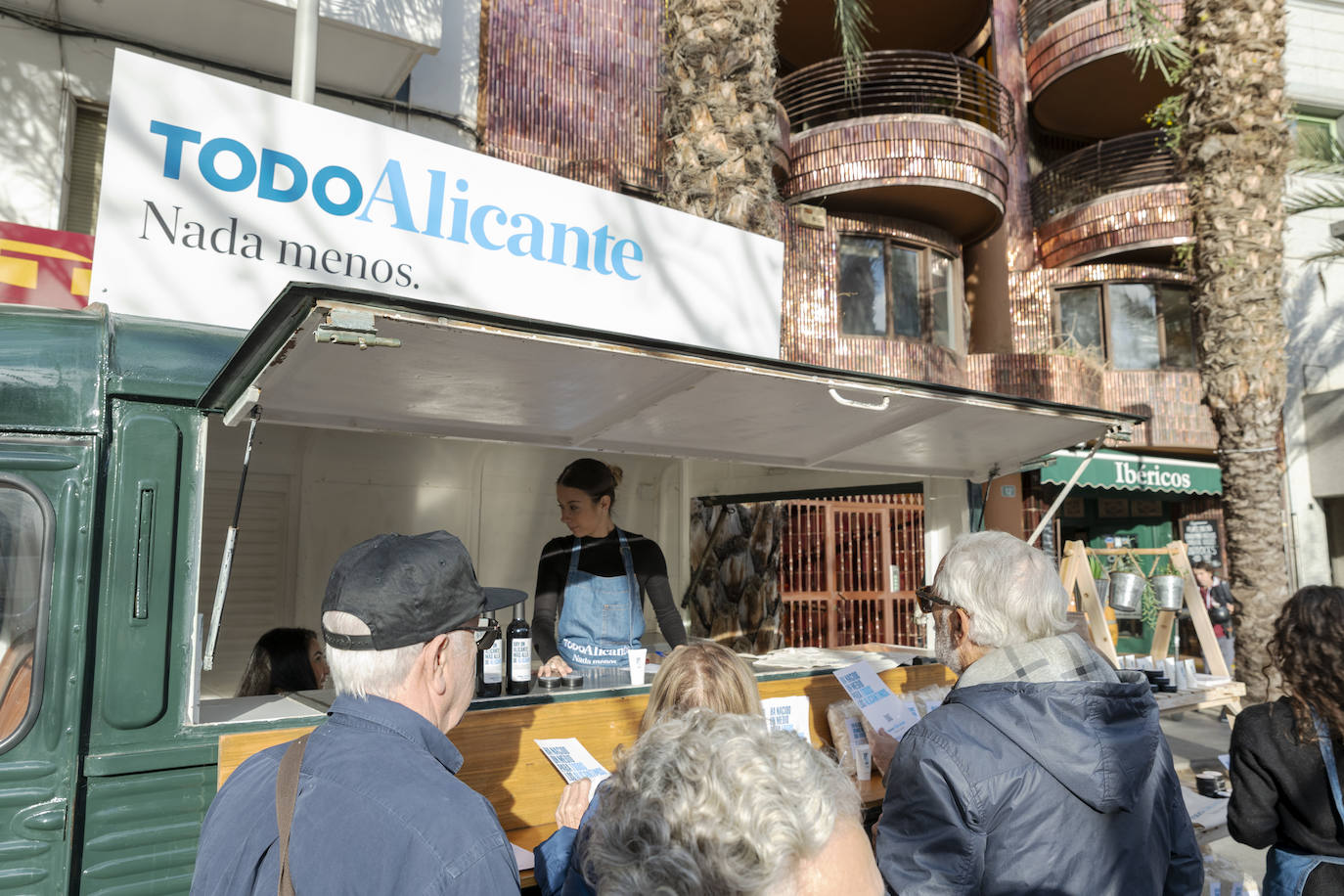 Ven a la 'foodtruck' de TodoAlicante
