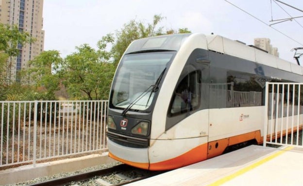 Benidorm critica a la Generalitat: «El TRAM de Alicante a Dénia tarda más que hace 50 años tras gastar 150 millones de euros»