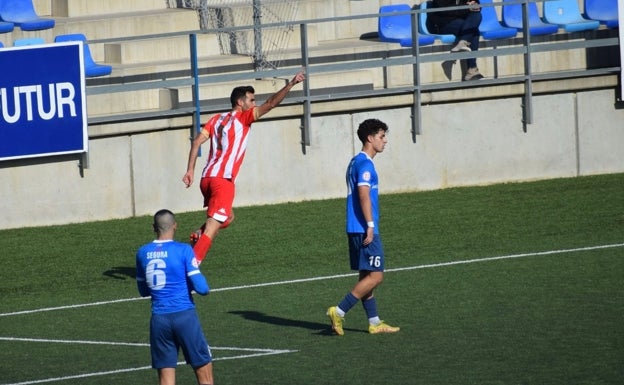 El Hércules saca petróleo de Badalona y sigue con su escalada hacia la promoción (0-1)