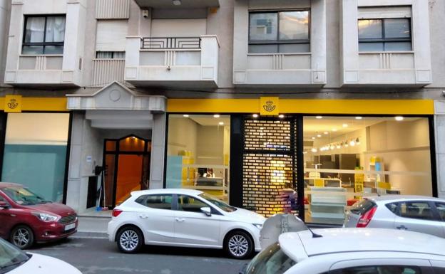 Correos abre sus nuevas oficinas en Alicante tras abandonar la plaza de Gabriel Miró