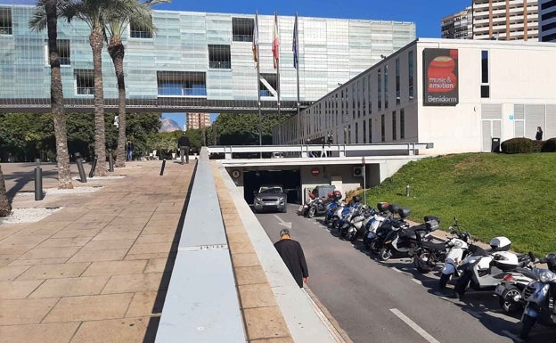 Benidorm asume desde este jueves la gestión del parking de l'Aigüera