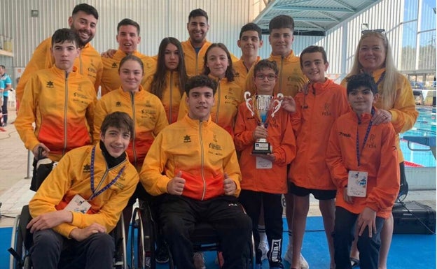 Los nadadores del Aquarium Alicante brillan en el Campeonato de España