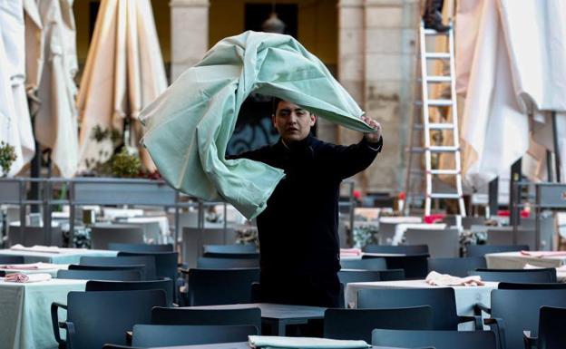 El Consell se consuela: «La cifra de personas desempleadas es la menor de la Comunitat Valenciana desde el año 2008»