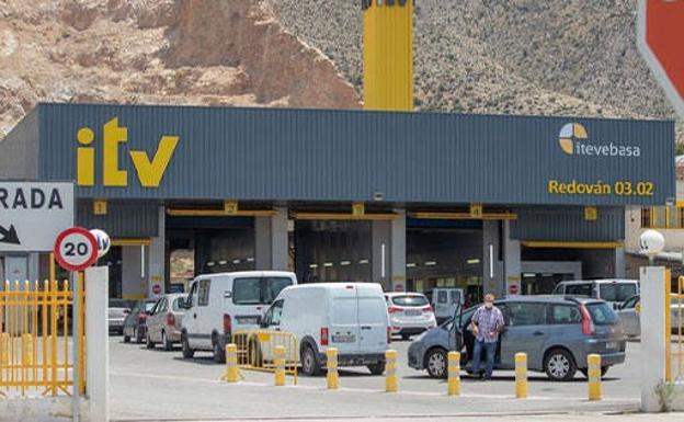 Redován y Orihuela, los quebraderos de cabeza del Consell para la reversión de las ITV