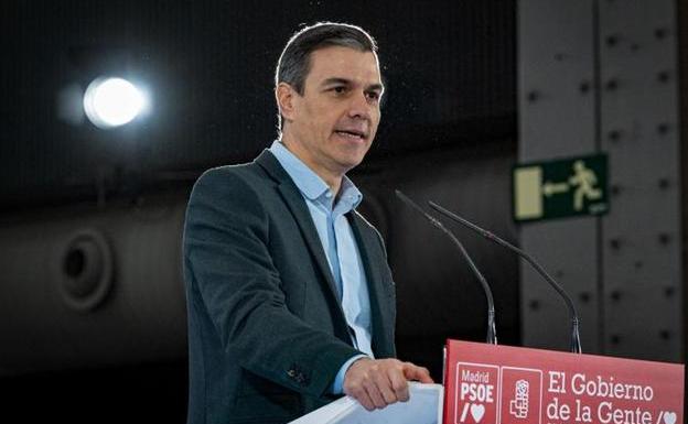 Sánchez elude el cuerpo a cuerpo con Podemos por el 'solo sí es sí'