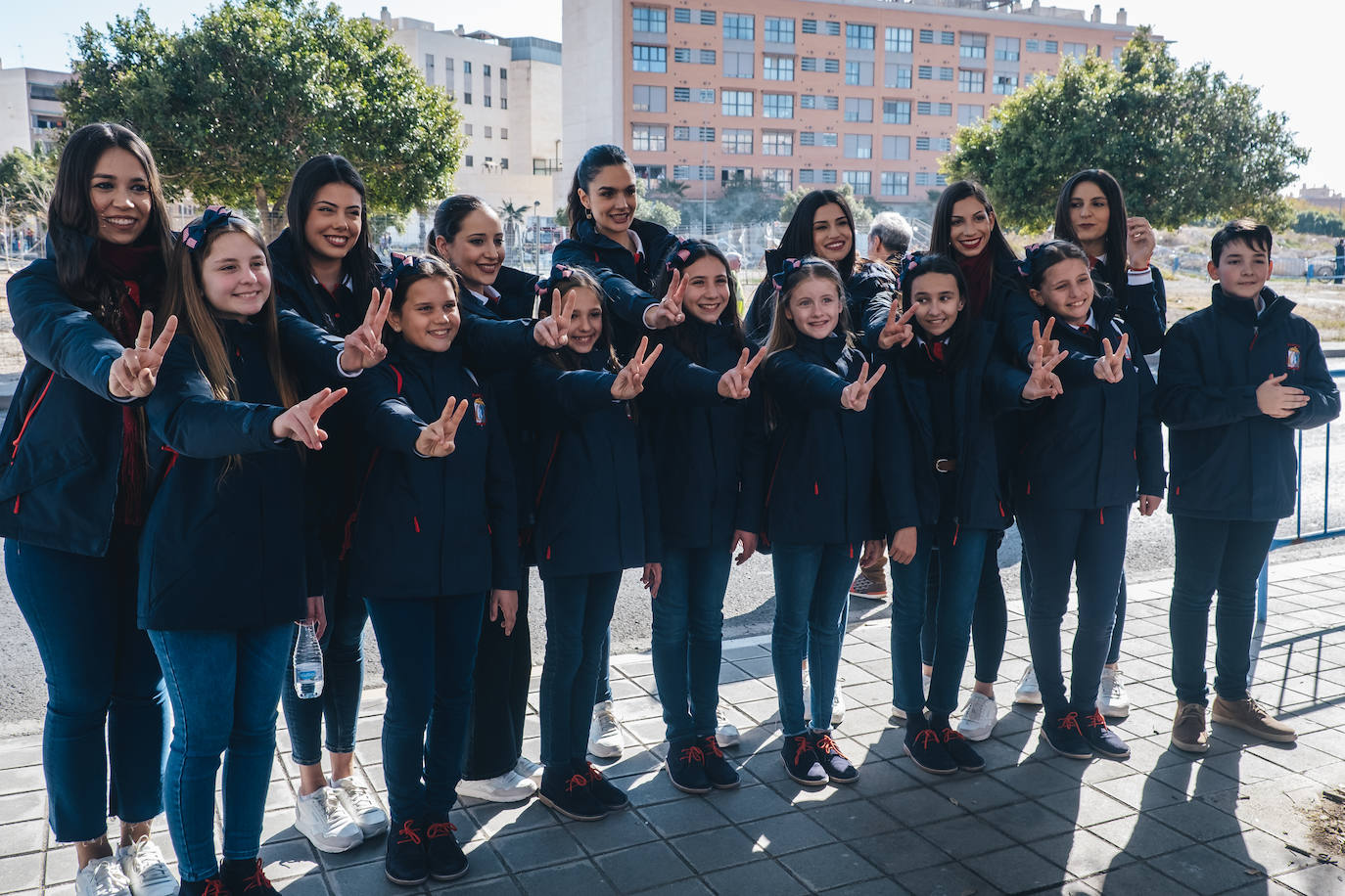 La pólvora inunda el barrio de la Tómbola de Alicante