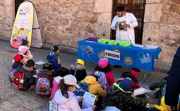Más de 160 escolares de Santa Pola conocen un empleo adecuado del agua en las tareas cotidianas