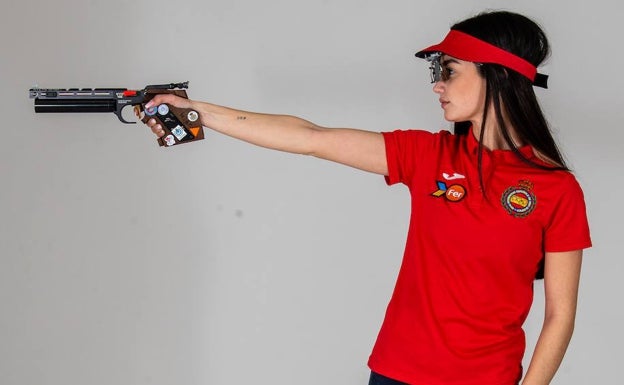 Irlanda Mira-Perceval, la tiradora alicantina que sueña con los Juegos Olímpicos