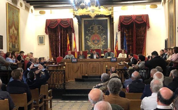 Elche rechaza reprobar al Gobierno de Sánchez por el recorte del Trasvase Tajo-Segura