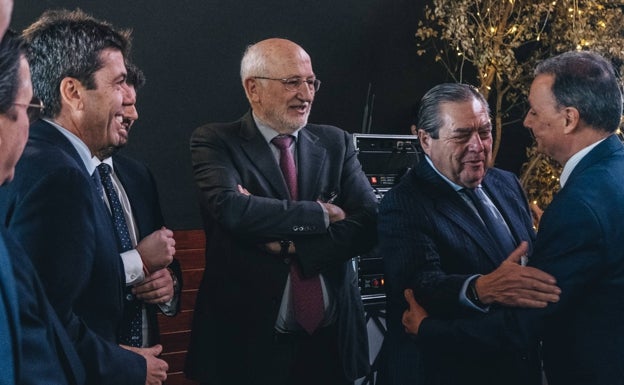 Boluda y López Miras cierran filas en favor de Juan Roig