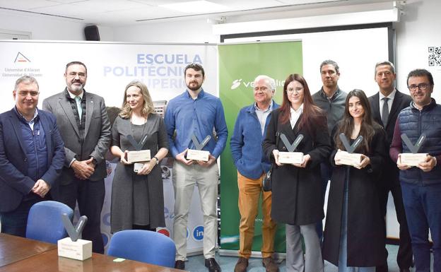 Vectalia reparte 4.600 euros en premios a estudiantes de la UA