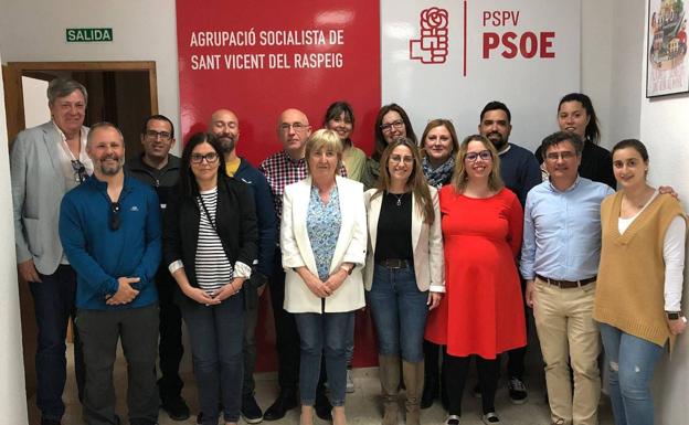 El PSOE de San Vicente cierra filas con el alcalde con una lista electoral de integración y profunda renovación