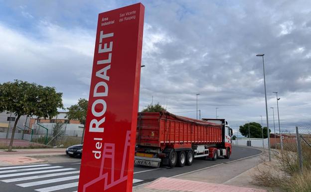 Cámaras de video, nuevas señales y mejor iluminación para modernizar los polígonos de San Vicente