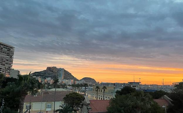 El tiempo en Alicante: El cielo se enmascara con las nubes para celebrar el Carnaval
