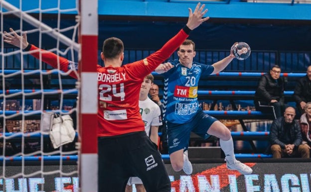 El TM Benidorm se despide de la Liga Europea con una nueva derrota ante el Ferencvaros