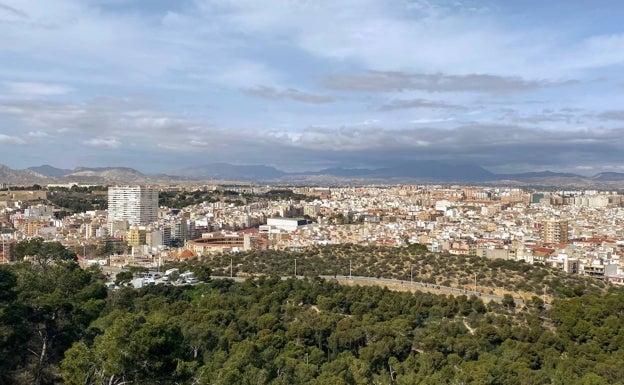 Caída de las temperaturas y lluvias en Alicante