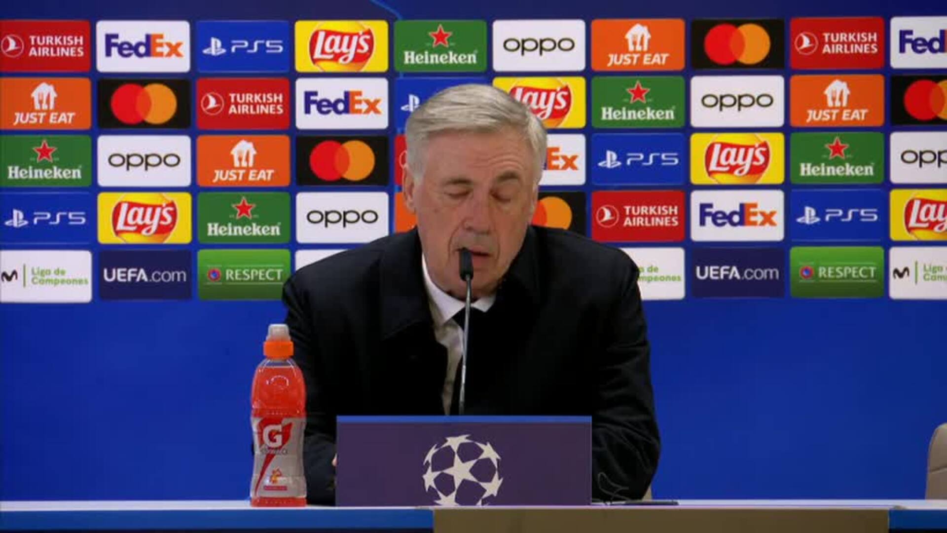 Ancelotti: "Kroos y Modric no juegan por su carrera, juegan porque lo merecen"